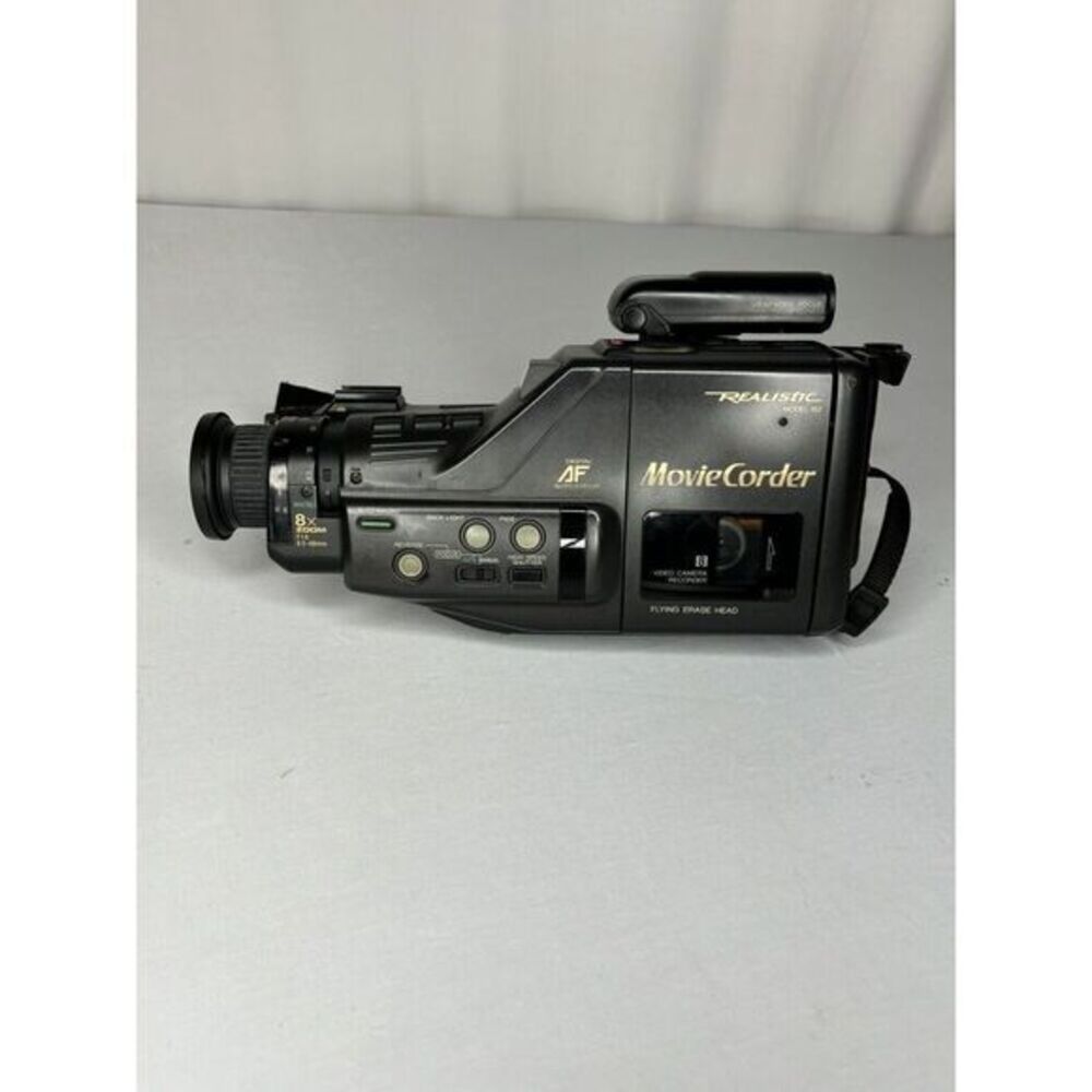 Realistic Moviecorder Model 152 w/Case, and Batteries Vintage‎ Radio Shack